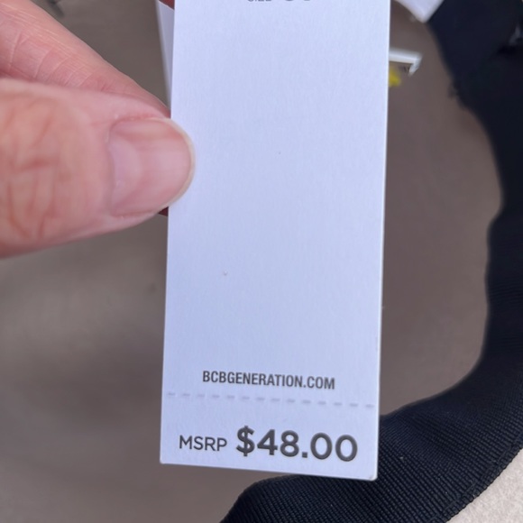 BCBG generation hat new with tags $48 one size with adjustable straps - Picture 7 of 7